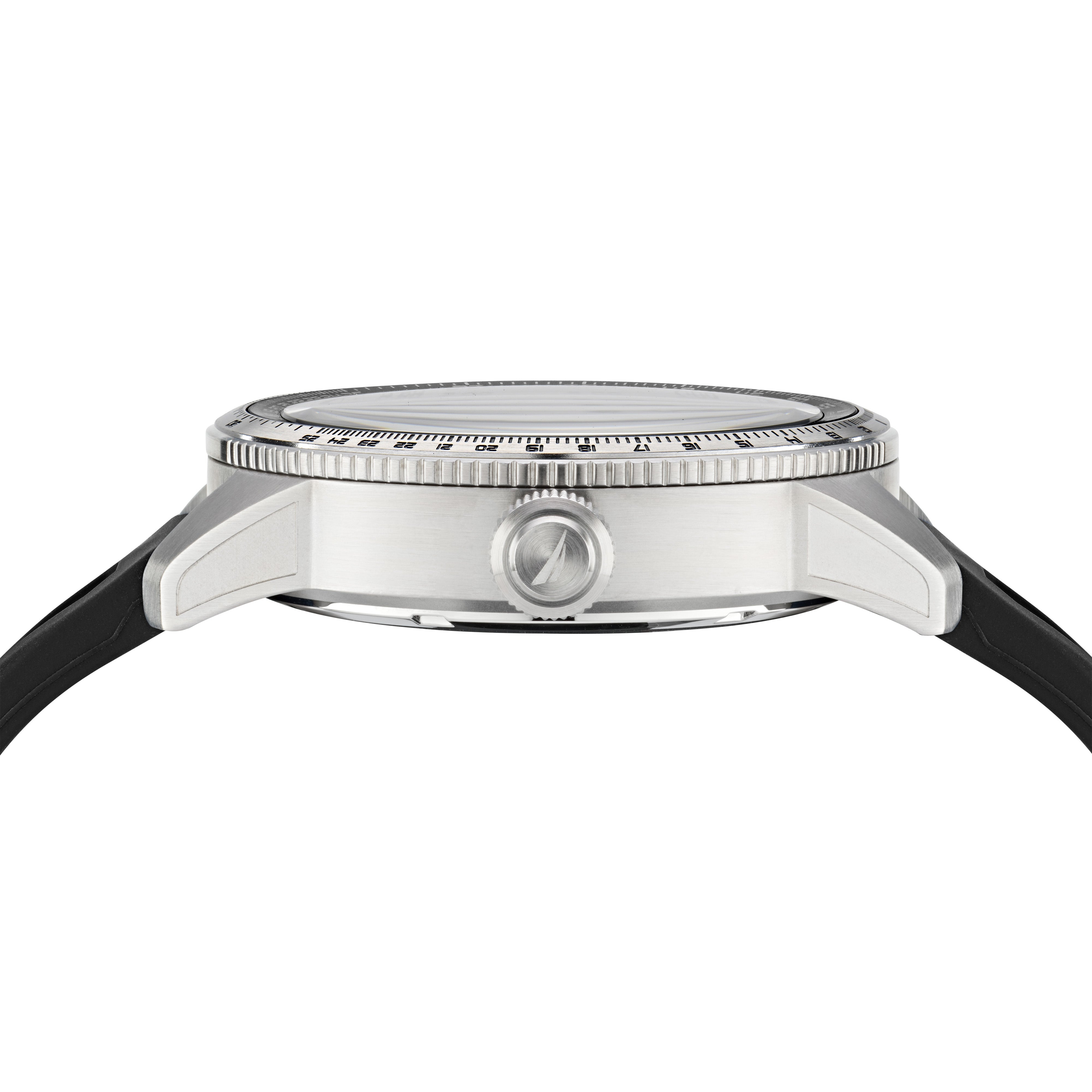 Reloj Nautica Cab Pier 39 3 Manecillas Caratula Negra Correa Negra Caja 46 mm NAPP39S22