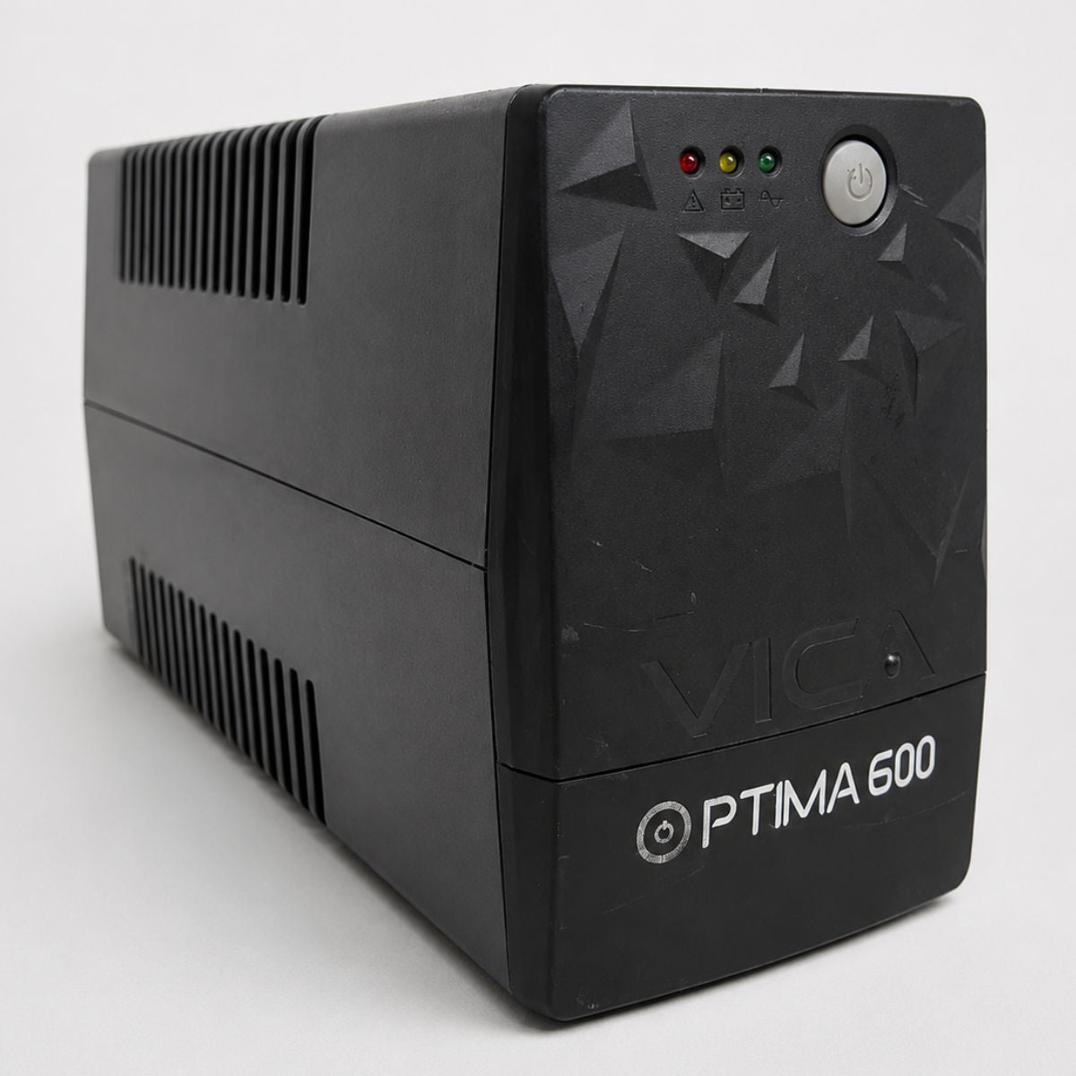 Combo Computadora de Escritorio Dell OptiPlex 3000 12a Generación + No Break VICA Optima 600 de 6 entradas